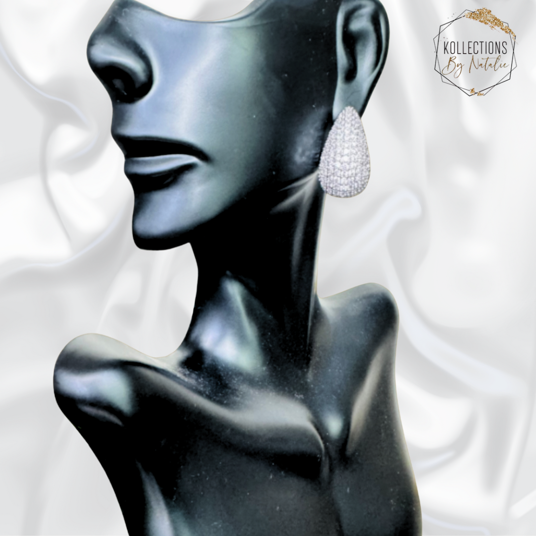 DazzleDrops: Luxury Rhinestone Elegance -Silver